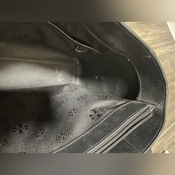 Tory Burch Small York Buckle Tote in Black - Picture 10 of 14